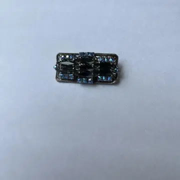 파란색 크리스탈 장식 브로치 앤티크