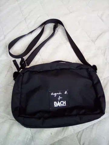 agnes b. BACH 콜라보 사코슈