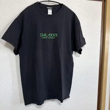 Chilaxxx 블랙 티셔츠 L 사이즈