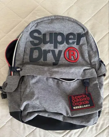 Super Dry 극한 건조 백팩 그레이