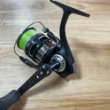 Abu Garcia Revo MGX 2500S 낚시릴