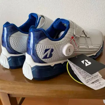 브릿지스톤 골프화 제로 스파이크 바이터 투어