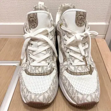 MICHEAL KORS 스니커즈