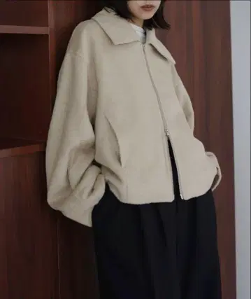 hellam 페이크 비버 숏 기장 W 지퍼 블루종