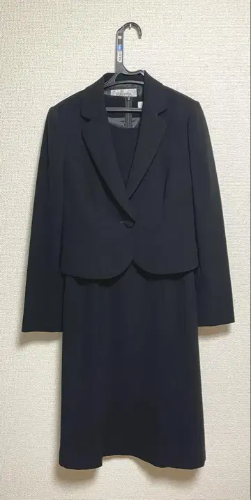 블랙 포멀