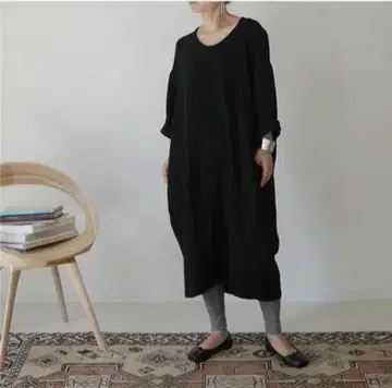 argue 아규 Linem-Cotton Vneck 원피스 블랙