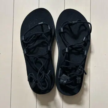 TEVA 테바 샌들 사이즈 5