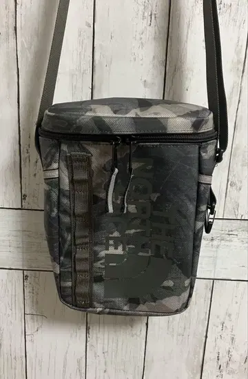 THE NORTH FACE 카모플라쥬 숄더백