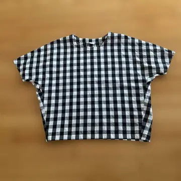 Cion 블랙 화이트 체크 반팔 티셔츠