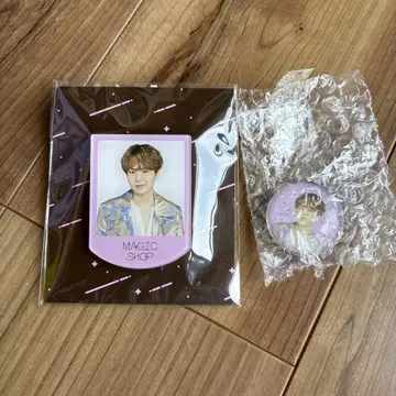 BTS SUGA 아크릴 배지 라키드로 펜미 굿즈 magic shop