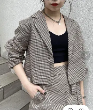 Chico 긴팔 숏 기장 테일러드 자켓 스커트 셋업