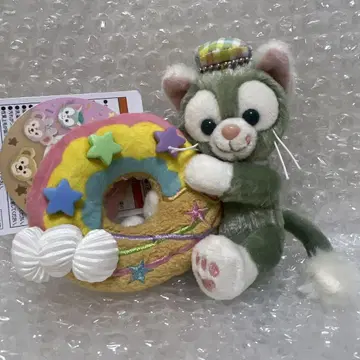 더피&프렌즈 필드 위드 조이! 봉제 인형 배지 젤라토니