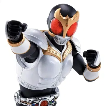 S.H.Figuarts (진골 조각 제법) 가면라이더 쿠우카 글로잉 폼