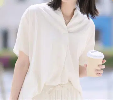 INDIVI 세탁 가능/UV 케어/세트업 가능 스키퍼 돌먼 블라우스