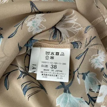 아나이 꽃무늬 블라우스