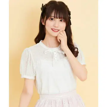 시크릿허니 하트 얇은 명주 요크 컷 티셔츠 탑 (화이트)