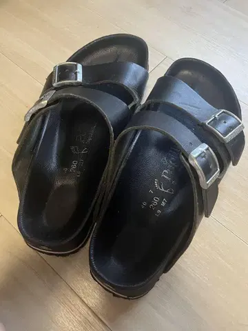 mastermind JAPAN 블랙 샌들