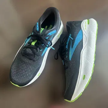 Brooks ghost MAX 미사용 새상품!