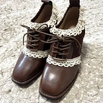 모리걸 브라운 7cm 힐 레이스 포함 37 (23cm용)