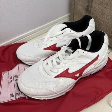Mizuno 화이트/레드 스니커즈