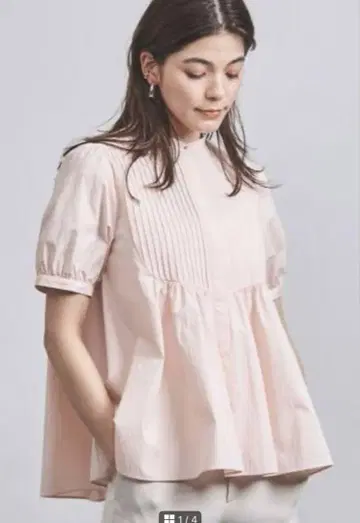 유나이티드 애로우즈 플레어 디자인 핑크 반팔 셔츠