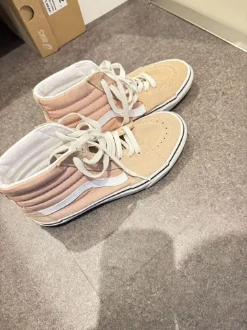 Vans 핑크 하이컷 스니커즈