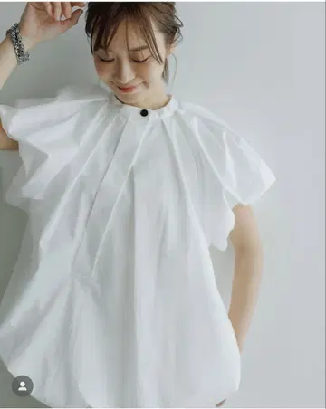 앰프레간트 벌룬 블라우스 미사용 새상품