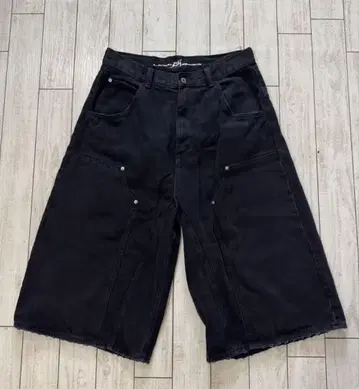 Cheap Monday DUNNO 데님 숏 팬츠 EUR32