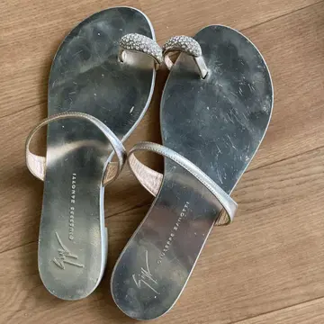 Giuseppe Zanotti 실버 플립플랍