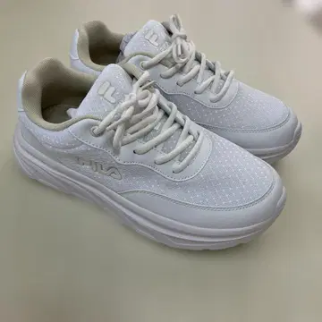 휠라 통굽 스니커즈 경량 화이트 25cm