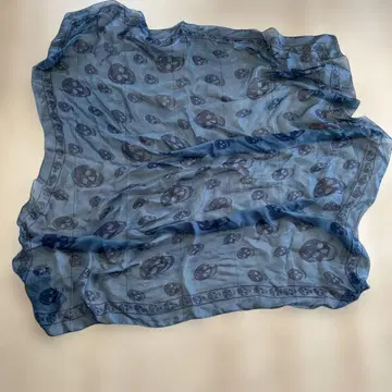 Alexander McQueen 스컬 패턴 스카프 USED