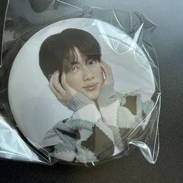 BTS JIN 캡슐 토이 가챠 캔뱃지 석진 탈석 캔 배지
