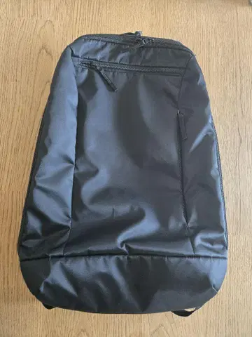 MUJI 어깨의 부담을 덜어주는 발수 나일론 비즈니스 백팩