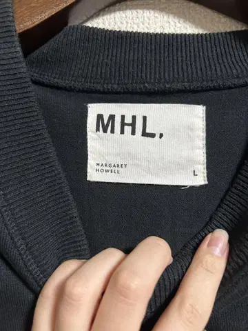 MHL. MHL 크루넥 반팔 맨투맨