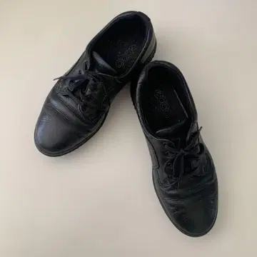 ECCO 에코 가죽 스니커즈 블랙 올 블랙 23cm