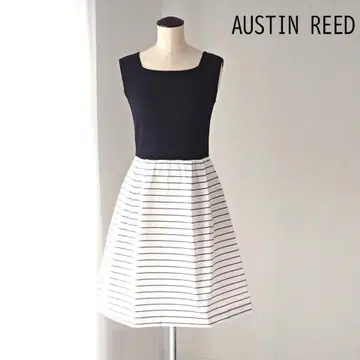 AUSTIN REED 오스틴 리드 니트 도킹 플레어 원피스