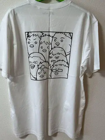 유니클로 극장판 하이큐!! UT 티셔츠 XL