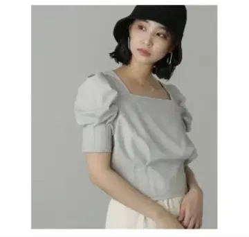 프리즈마트 블라우스