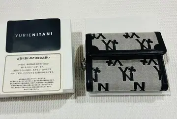 YURIE NITANI 3단 폴더형 지갑 화이트/블랙