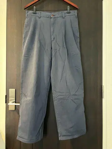 [94년산 DOCKERS 다커스] 네이비 2턱 치노 팬츠
