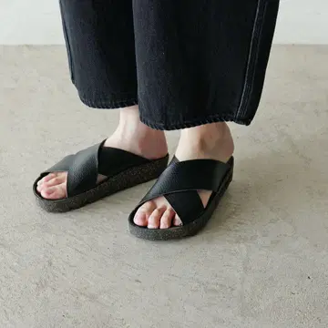 크로스 샌들 비건 가죽