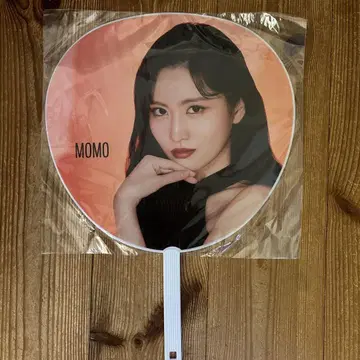 TWICE MOMO 부채