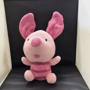 피그레드 봉제 인형