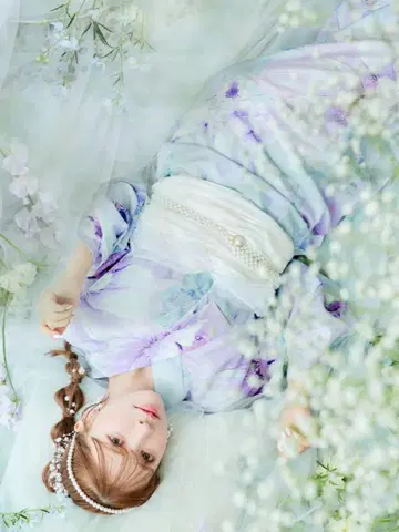 스카이블루 보라색 꽃무늬 유카타