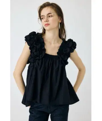 moussy SHOULDER FRILLS 상의 프릴 탑 블랙