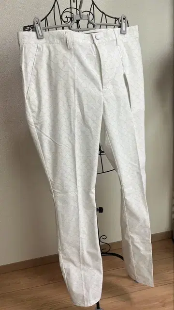 테일러메이드 여성용 골프 팬츠 화이트