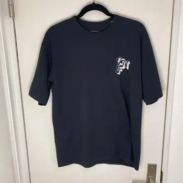 THE NORTH FACE 블랙 티셔츠