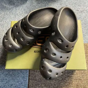 KEEN YOGUI 샌들 블랙 US9 27cm 사용 10회