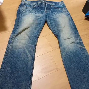 이터널 스트레이트 데님 페이드 가공 데님 블루