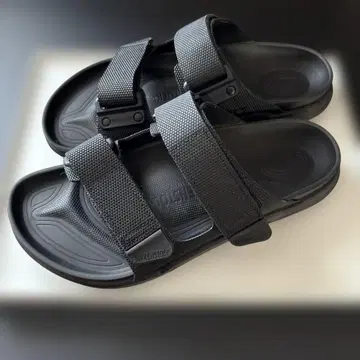 BIRKENSTOCK Atacama 블랙 샌들